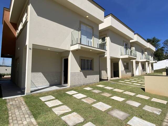 #CA0008_49 - Casa para Venda em Araçariguama - SP