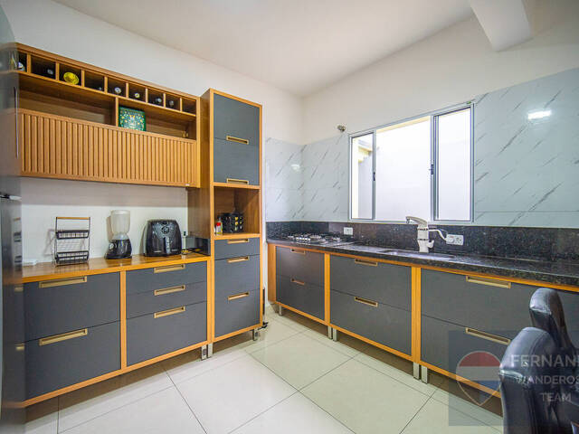 Casa para Venda em Cotia - 4