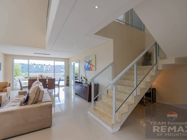 Casa para Venda em Santana de Parnaíba - 5