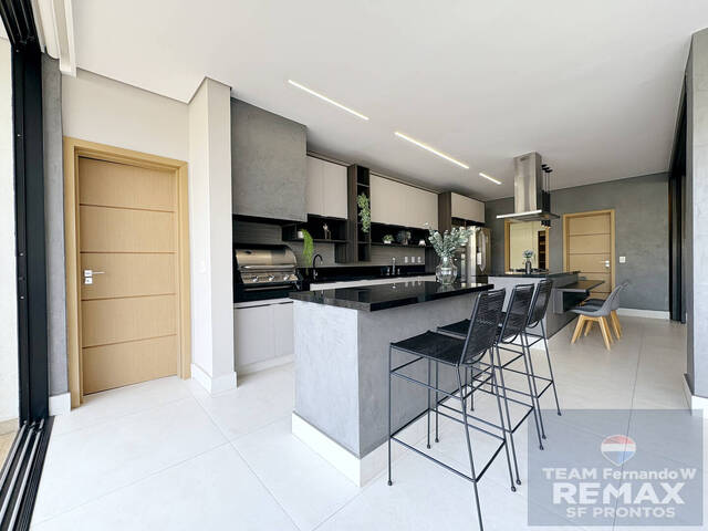 Casa para Venda em Santana de Parnaíba - 2