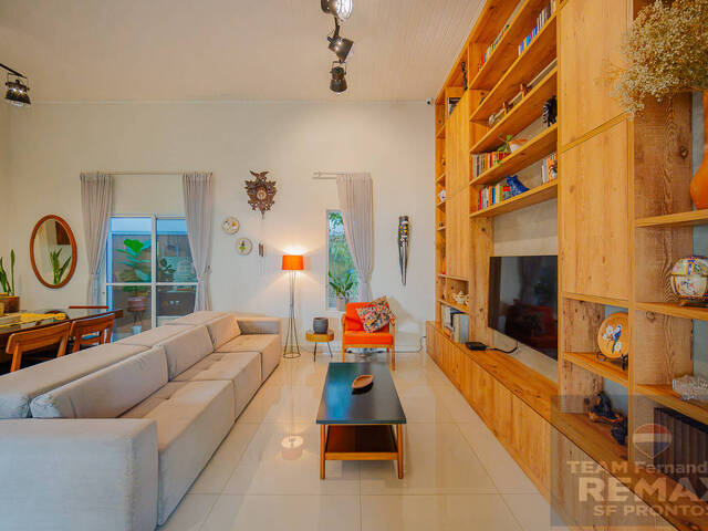 #CA1080 - Casa para Venda em Santana de Parnaíba - SP
