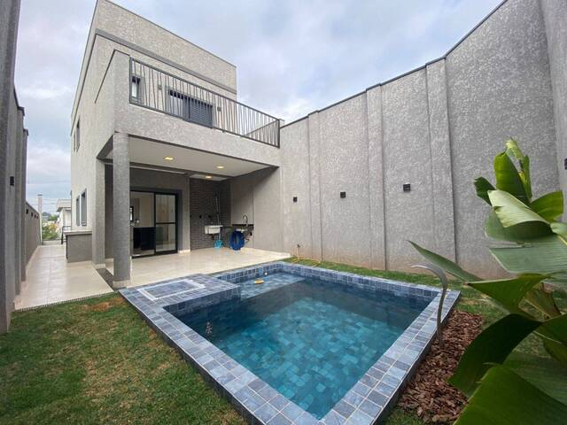 #CA0424 - Casa para Venda em Santana de Parnaíba - SP