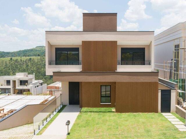 #CA0433 - Casa para Venda em Santana de Parnaíba - SP
