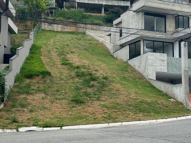 #TE0033 - Terreno para Venda em Santana de Parnaíba - SP