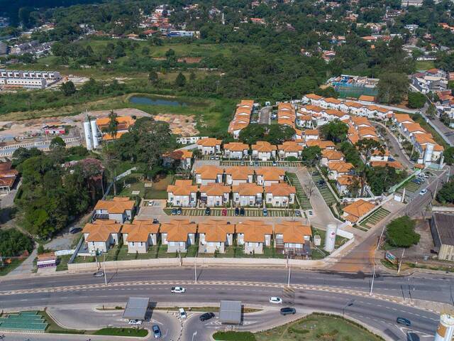 #CA0568 - Casa para Venda em Cotia - SP