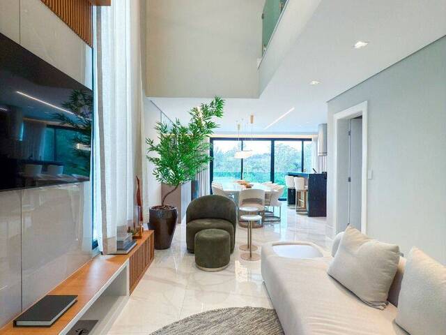 Casa para Venda em Santana de Parnaíba - 5