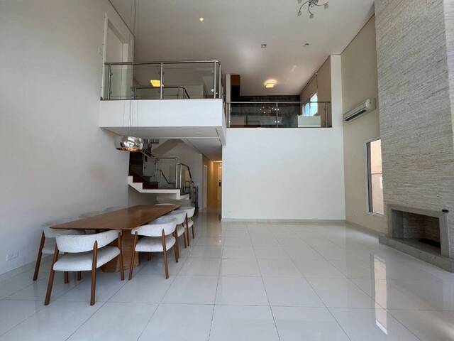 #CA0636 - Casa para Venda em Santana de Parnaíba - SP
