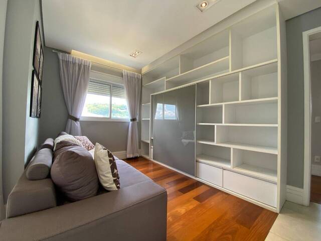 Apartamento para Venda em Santana de Parnaíba - 4