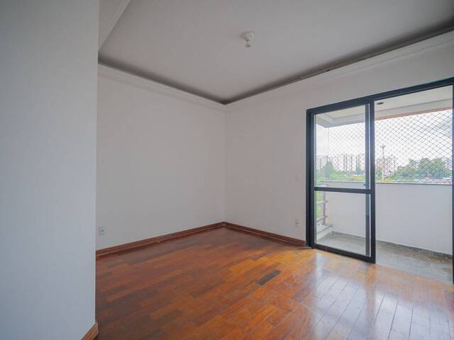 #AP0200 - Apartamento para Venda em  - 