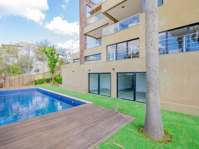 #CA0689 - Casa para Venda em Santana de Parnaíba - SP