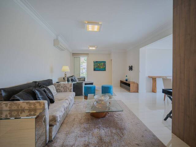 Apartamento para Venda em Santana de Parnaíba - 5