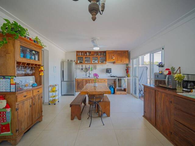 #CA0690 - Casa para Venda em Santana de Parnaíba - SP