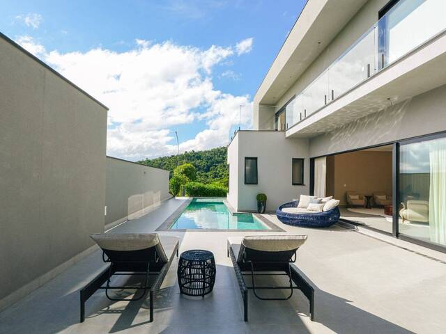 Casa para Venda em Santana de Parnaíba - 5