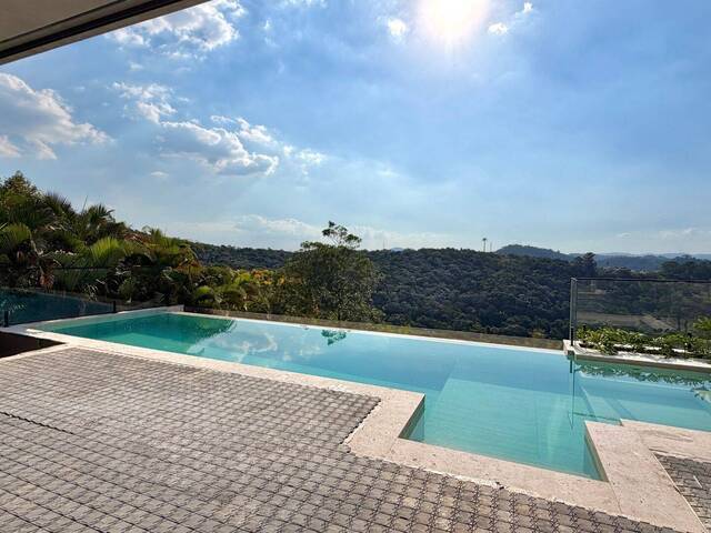 Casa para Venda em Santana de Parnaíba - 5
