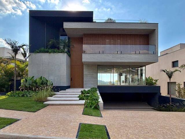 Casa para Venda em Santana de Parnaíba - 4