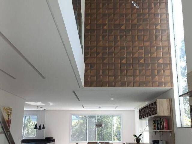 Casa para Venda em Santana de Parnaíba - 5