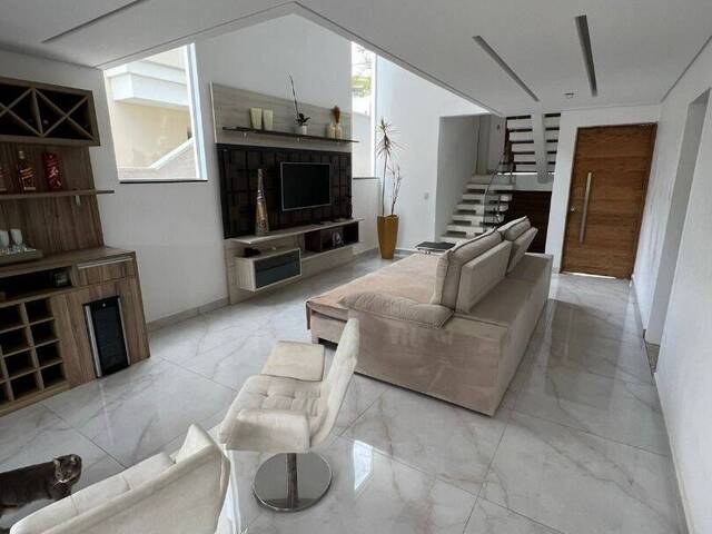 #CA0068 - Casa para Venda em Santana de Parnaíba - SP
