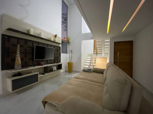 #CA0068 - Casa para Venda em Santana de Parnaíba - SP