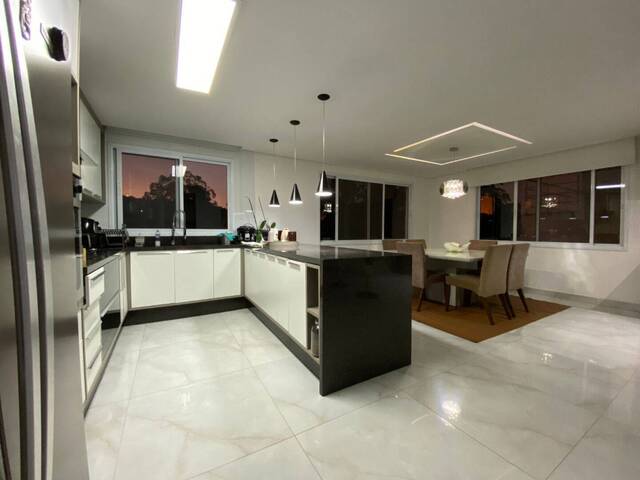 #CA0068 - Casa para Venda em Santana de Parnaíba - SP