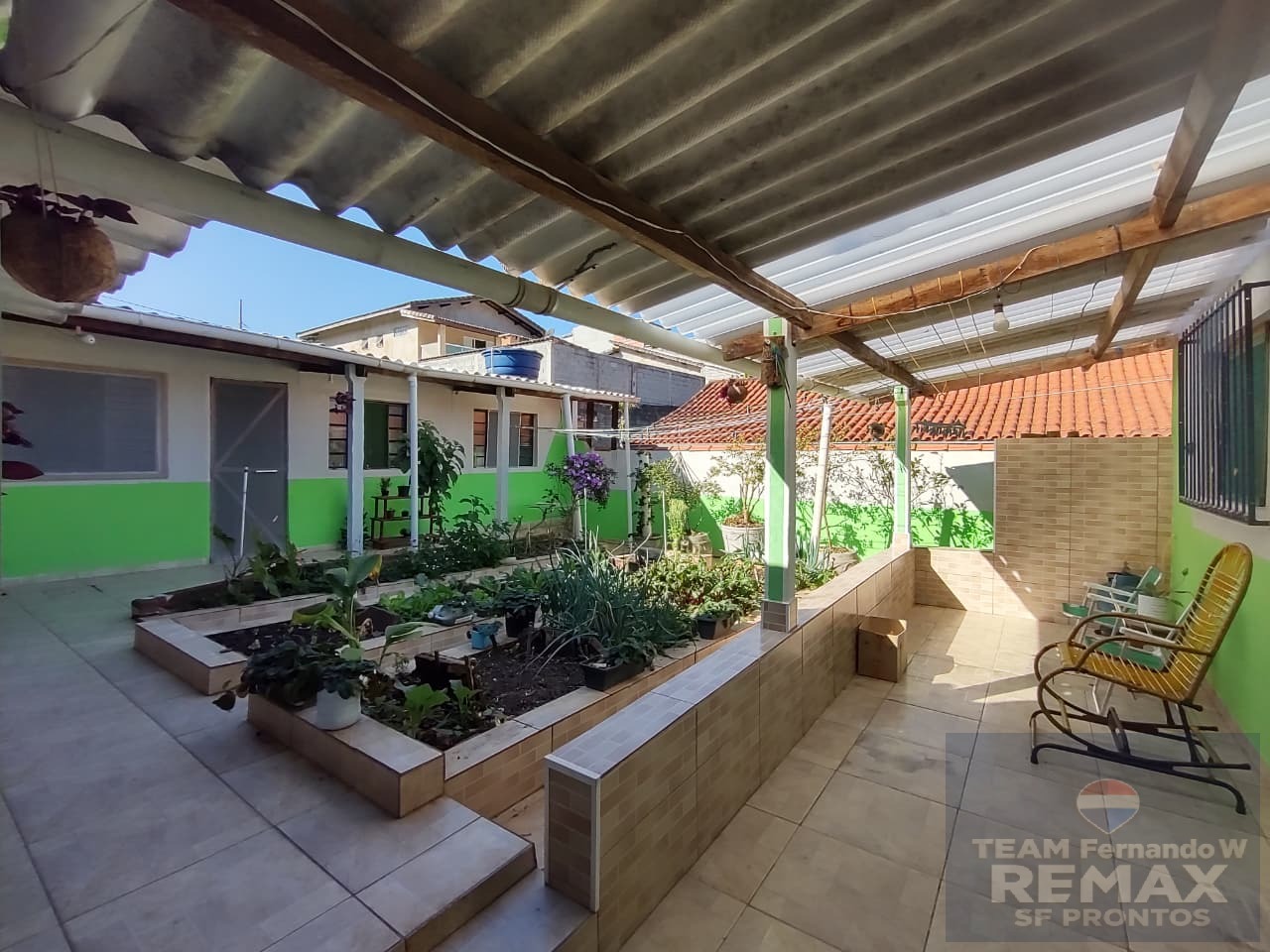 Casa, 3 quartos, 237 m² - Foto 1