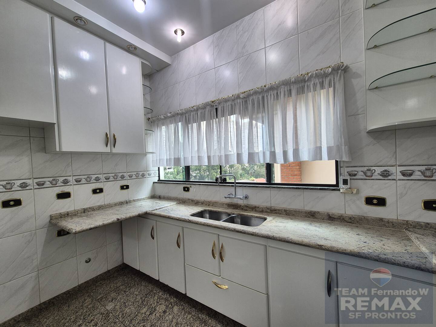 Casa, 4 quartos, 326 m² - Foto 9